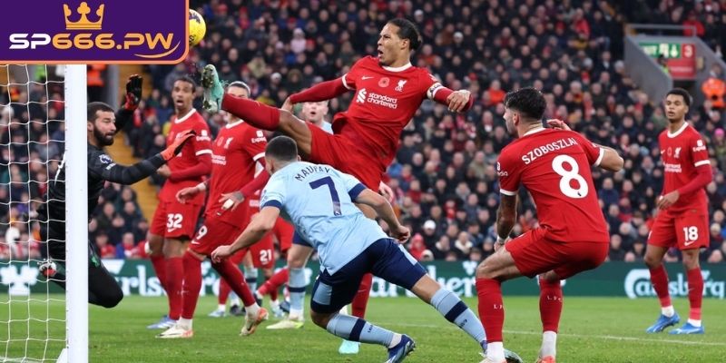 Phong độ và nhân sự hai bên